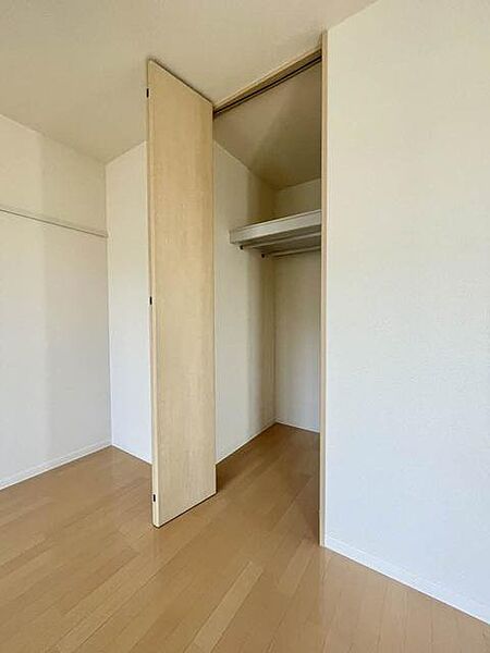 apartment 岩手県紫波郡矢巾町大字又兵エ新田第４地割348
又兵エ新田の賃貸情報を見る
物件地図