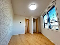 The Garlands 3階1Kのリビング/ダイニング