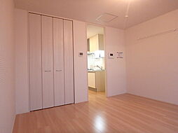 Jean Fillioux（ジャン フィーユ） 1階1Kのリビング/ダイニング