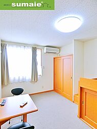 レオパレス西浜 2階1Kのリビング/ダイニング