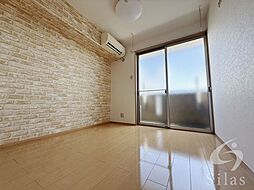 阪急神戸本線 塚口駅 徒歩6分の賃貸アパート 3階1Kのリビング/ダイニング