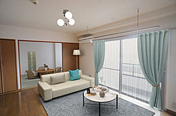 Ｒｏｉ　Ｒａｆｆｉｎｅ 3階2LDKのリビング/ダイニング