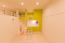 アルブル 2階ワンルームのリビング/ダイニング