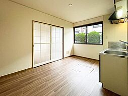 JR中央線 武蔵境駅 バス8分 西野下車 徒歩5分の賃貸アパート 1階2DKのリビング/ダイニング