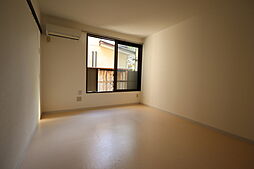 ビバリーハイツ 102 1階ワンルームのリビング/ダイニング