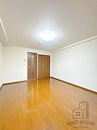 アンプルールフェールフォルス 3階1Kのリビング/ダイニング