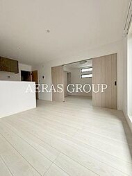 ユニバーサルシティ鈴谷 1階1LDKのリビング/ダイニング