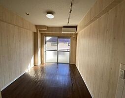 ハウズィズ椋の樹 2階ワンルームのリビング/ダイニング