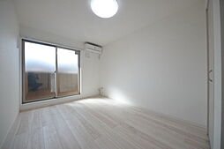 アザーレキュリオス柿生 100 1階1Kのリビング/ダイニング