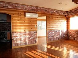 クイーンポート 6階3LDKのリビング/ダイニング