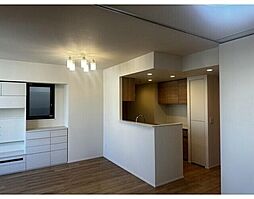 Brillia東中野Parkside Hills 5階3LDKのリビング/ダイニング