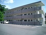 益田駅より徒歩63分 2階 築20年8ヶ月の賃貸物件