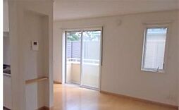 ウィステリア高井戸 1階1LDKのリビング/ダイニング