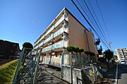 南大沢駅より徒歩6分 築33年7ヶ月 4階建の賃貸物件