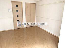 ネスト割塚 7階1Kのリビング/ダイニング