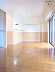 マーメイドラグーン 2階2LDKのリビング/ダイニング