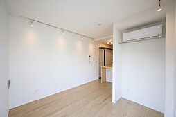 trias185 3階1DKのリビング/ダイニング