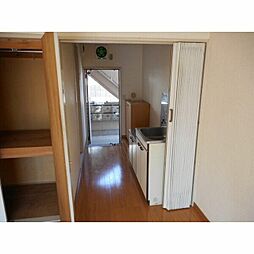 ロイヤル稲城 1階1Kのリビング/ダイニング