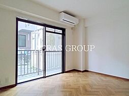 グローバルニシキ 1階1Kのリビング/ダイニング