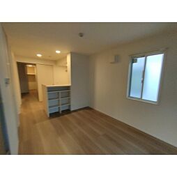 阪急京都本線 上新庄駅 徒歩5分の賃貸アパート 3階2LDKのリビング/ダイニング