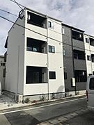 梅林駅より徒歩6分 築2年6ヶ月 3階建の賃貸物件