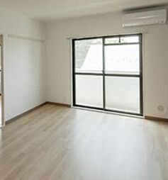 フローラコート 2階2LDKのリビング/ダイニング