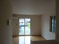 レイクルイーズ 3階2LDKのリビング/ダイニング