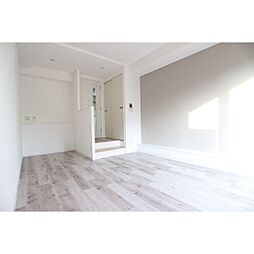 リコ・コリーナ 205 2階1Kのリビング/ダイニング