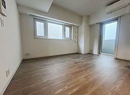 コスモリード新宿余丁町 2階1LDKのリビング/ダイニング