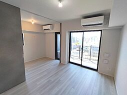 シーズンフラッツ新御徒町イースト 9階2LDKのリビング/ダイニング