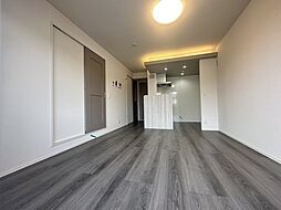 シャルールH 101 1階1LDKのリビング/ダイニング