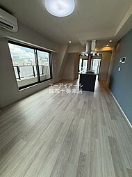 京急本線 新馬場駅 徒歩4分の賃貸マンション 10階3LDKのリビング/ダイニング