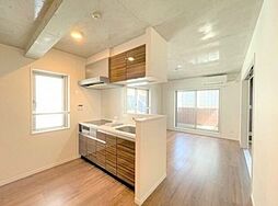 ウェルスクエアイズム初台 4階1LDKのリビング/ダイニング