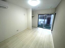 カインドネス矢部 203 2階ワンルームのリビング/ダイニング