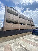 アヴァンティ三国ヶ丘 1階 築15年の賃貸物件