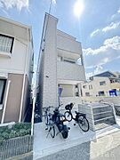 園田駅より徒歩13分 3階 築2年11ヶ月の賃貸物件