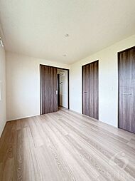 GRAMM六地蔵B棟 1階1LDKのリビング/ダイニング