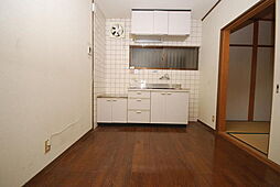 交久瀬ハイツA 1階2DKのリビング/ダイニング