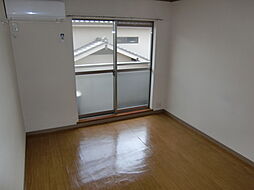 JR中央線 八王子駅 バス25分 陶鎔小学校下車 徒歩2分の賃貸アパート 2階1Kのリビング/ダイニング