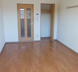 コンフォートシティ 2階1Kのリビング/ダイニング