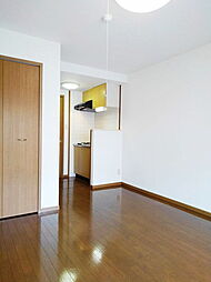 レジダンス上北台 1階ワンルームのリビング/ダイニング