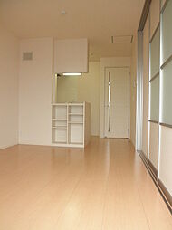 多摩都市モノレール 万願寺駅 徒歩7分の賃貸アパート 3階1LDKのリビング/ダイニング