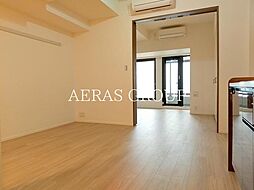 プラウドフラット文京千駄木 101 1階1LDKのリビング/ダイニング