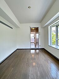 エーリフローレンスB1 206 2階1Kのリビング/ダイニング