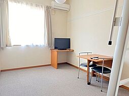 レオパレスサニーホームズ 2階1Kのリビング/ダイニング