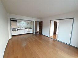 サンモール金剛 3階3LDKのリビング/ダイニング