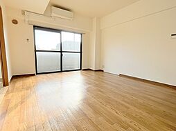 ハイツエーデルワイスIII 4階2DKのリビング/ダイニング