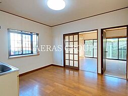 ウエストエンドA 2階3DKのリビング/ダイニング