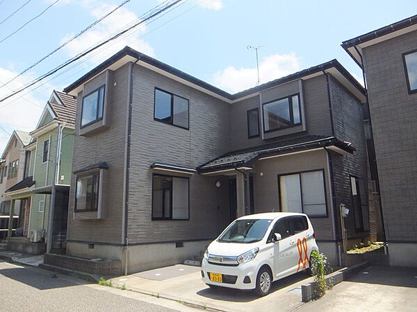 ラウンドワンスタジアム 新潟店 スポッチャ 新潟市中央区 周辺の一戸建ての賃貸情報 遊べるレジャー施設から検索 賃貸スタイル 一戸建て