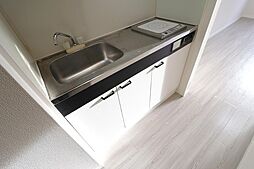 レグルス 1階ワンルームのリビング/ダイニング